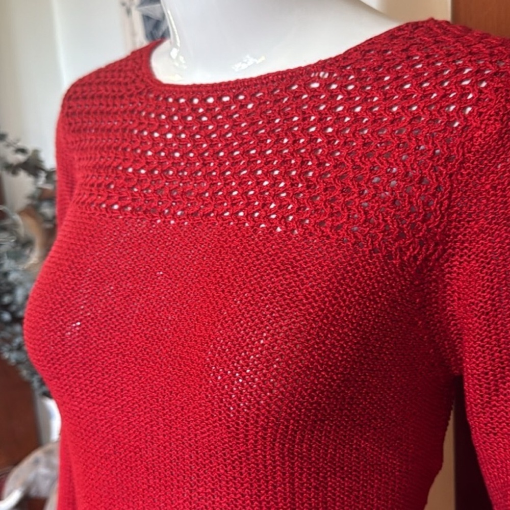 Elegant Vibrant Red Women's Sweater